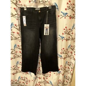 Gogo Jeans Wide Leg Size 15/32 Inch InSeam Black.